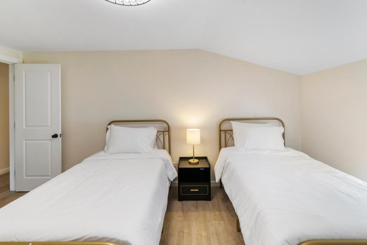 Fantastic Retreat 5Min From Village With Media Room, Ac And Sauna! Stowe Exteriér fotografie